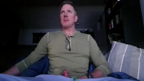 Knight3975 online show from 04.17.26