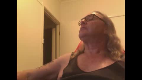 knobout online show from 10.22.25