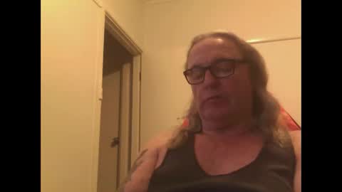 knobout online show from 11.12.25