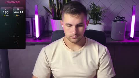 Snapshot of kochka25 chatting on 01.29.25 Sweet boy online show from 01.29.25