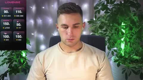 Snapshot of kochka25 chatting on 02.09.25 Sweet boy online show from 02.09.25
