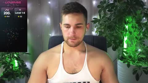 Snapshot of kochka25 chatting on 02.16.25 Sweet boy online show from 02.16.25