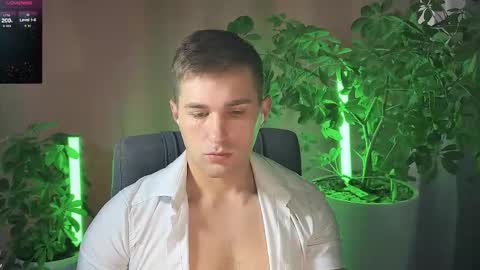 Snapshot of kochka25 chatting on 03.12.25 Sweet boy online show from 03.12.25