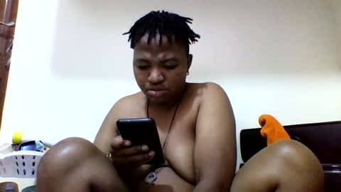 Snapshot of koffi639202 chatting on 08.07.26 koffi639202 online show from 08.07.26