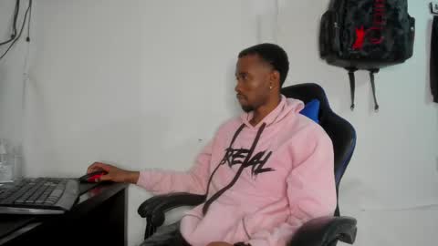 Snapshot of kofi_exotic_ chatting on 05.23.26 kofi online show from 05.23.26