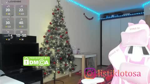 Snapshot of kokome21 chatting on 12.26.24 kokome21 online show from 12.26.24