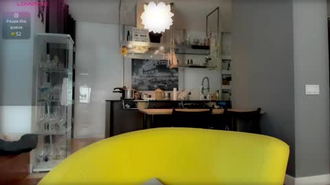 Snapshot of kokonut__ chatting on 01.28.25 Lisa online show from 01.28.25