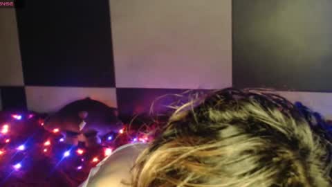 konekokawai online show from 09.23.25