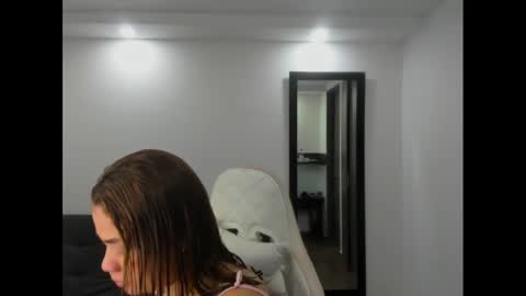 Julieta online show from 02.20.25