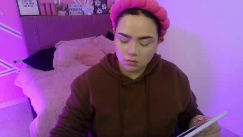 camila online show from 04.03.26