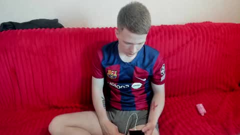 Snapshot of konnor_deviant chatting on 06.08.26 konnor_deviant online show from 06.08.26