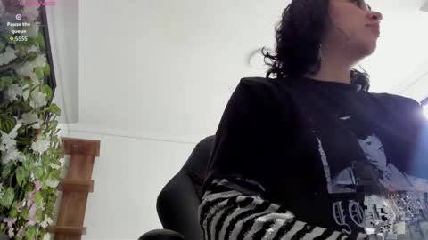 Kora Red online show from 04.04.26