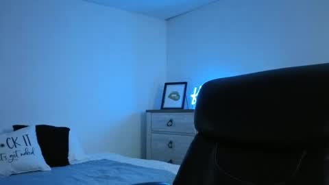 KoraLynn777 online show from 04.21.26