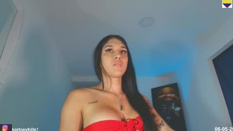 Snapshot of kortneyhills chatting on 05.07.26 Kortneyhills - Aries online show from 05.07.26