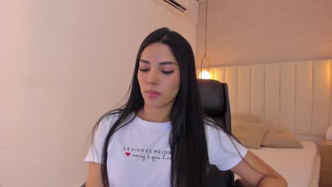 K O S M I C online show from 01.11.25