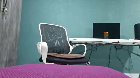 Koto Bombon online show from 02.17.26