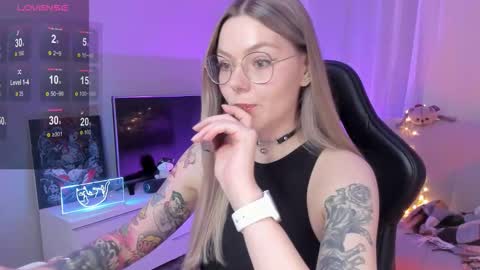 Snapshot of koza_dereza_ chatting on 09.26.25 Jess online show from 09.26.25