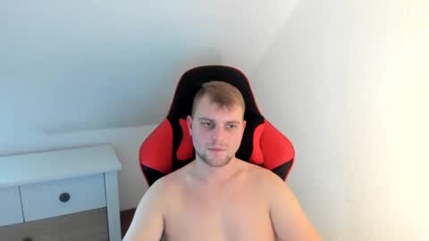 Snapshot of kozik1992 chatting on 12.14.24 Bartek online show from 12.14.24