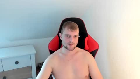 Snapshot of kozik1992 chatting on 12.22.24 Bartek online show from 12.22.24