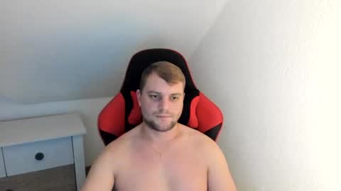 Snapshot of kozik1992 chatting on 01.05.25 Bartek online show from 01.05.25