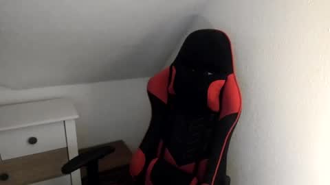 Snapshot of kozik1992 chatting on 01.06.25 Bartek online show from 01.06.25