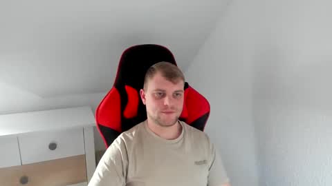 Snapshot of kozik1992 chatting on 02.04.25 Bartek online show from 02.04.25