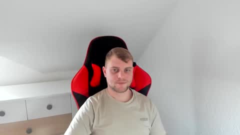 Snapshot of kozik1992 chatting on 02.05.25 Bartek online show from 02.05.25