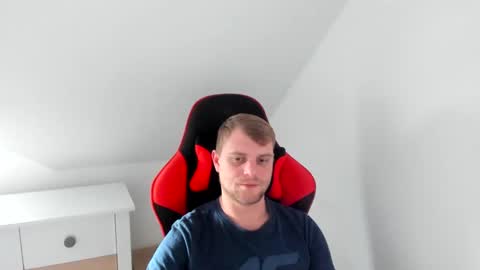 Snapshot of kozik1992 chatting on 02.20.25 Bartek online show from 02.20.25