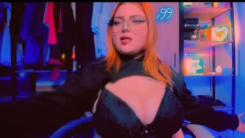 Khloe online show from 04.17.26