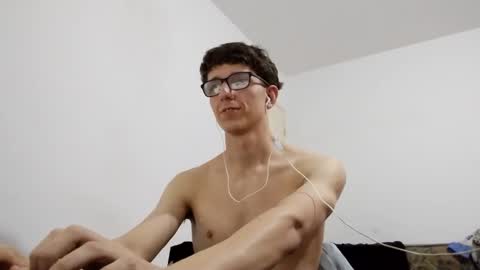 Facu online show from 12.27.24