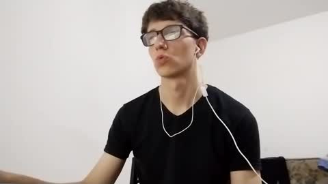 Facu online show from 01.05.25