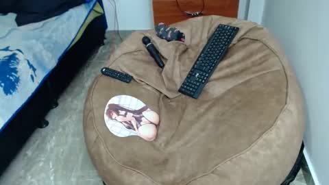 kratos_and_afrodita online show from 11.13.25