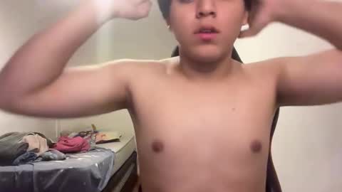 Snapshot of krexxxtofer chatting on 02.20.26 krexxxtofer online show from 02.20.26