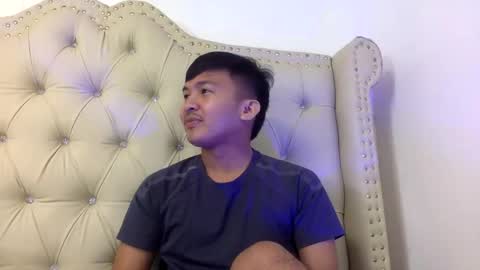 Snapshot of krezikeed chatting on 03.11.25 krezikeed online show from 03.11.25