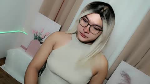 Snapshot of krezikeed chatting on 01.12.26 krezikeed online show from 01.12.26