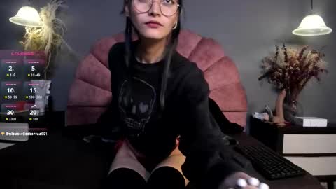 Nahomi online show from 11.18.25