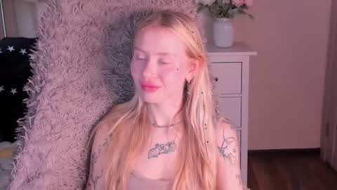 kris_grant online show from 10.11.25