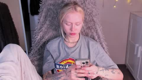 kris_grant online show from 11.20.25