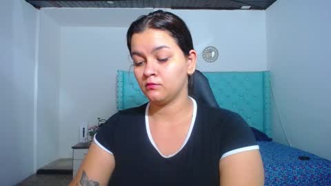 kriss_sweetboobs online show from 01.09.25