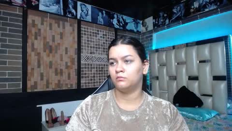 kriss_sweetboobs online show from 10.05.25