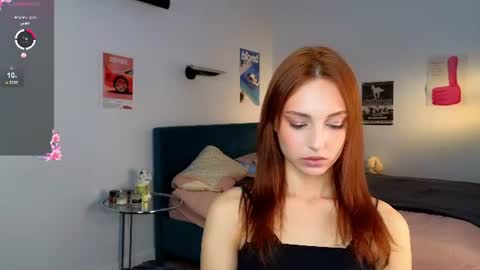 Snapshot of krisss__kisss chatting on 07.14.26 Kriss online show from 07.14.26