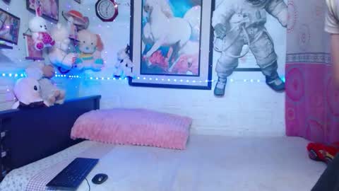 krisstal703358 online show from 02.12.26