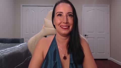 Krissy online show from 01.22.25