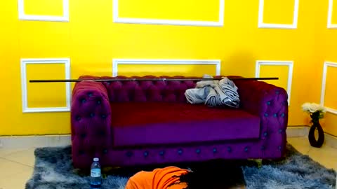 Thaterotic woman online show from 02.11.25