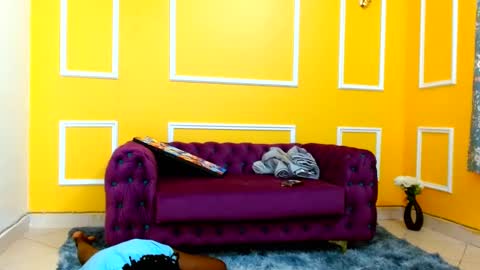 Thaterotic woman online show from 02.12.25