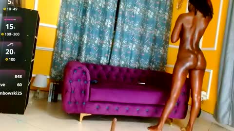 Thaterotic woman online show from 02.16.25