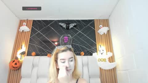 kristal online show from 10.26.25