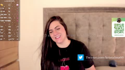 Snapshot of kristalina5 chatting on 02.04.25 camila online show from 02.04.25