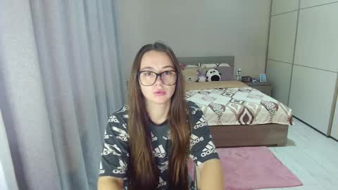 twitter    Annemarye 23 online show from 09.11.25