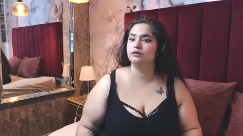 Snapshot of kristaritter chatting on 09.19.25 Krista Ritter online show from 09.19.25